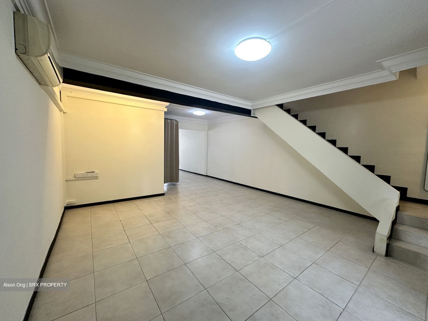 Stirling Road (D3), Terrace #560232311